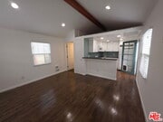 Photo - 315 N Venice Blvd Unit 2