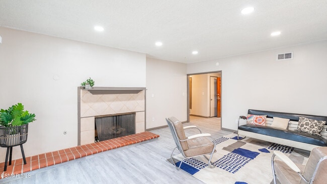 Photo - 5901 Hanna Ave