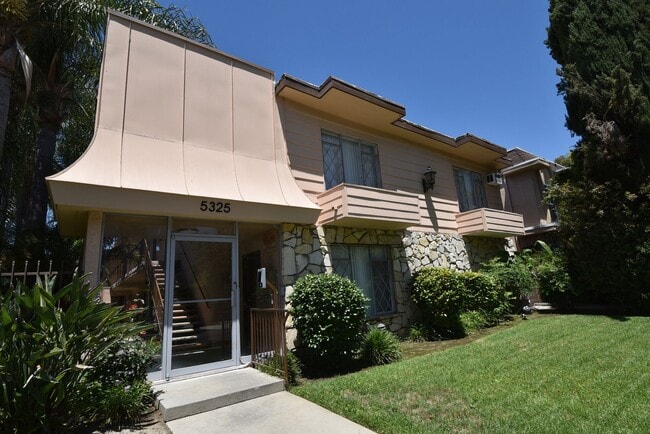 Building Photo - 5321-25 Agnes Avenue Rental