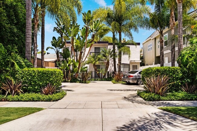 Building Photo - 2BR 2BA,4 blocks to the ocean & bay, garag... Unit 1116 Thomas Rental