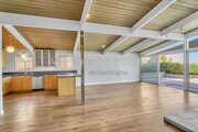 Photo - 2569 Loring St
