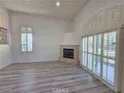 Photo - 18338 Rayen St