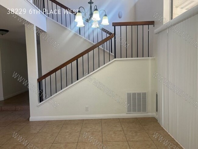 Photo - 38229 6th Pl W