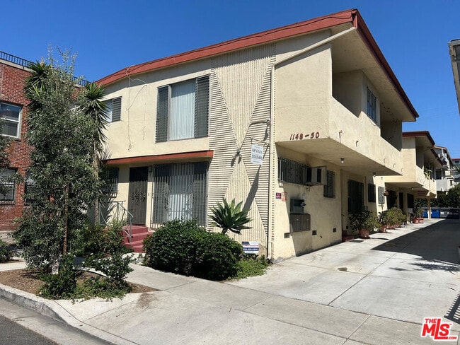 Building Photo - 1148 N Formosa Ave Unit 9 Rental