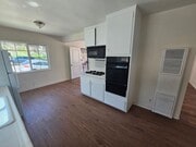 Photo - 935-937 W. 17th St. Unit 937