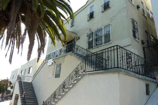 Photo - 4017 W 28th St Apartment Unit 6