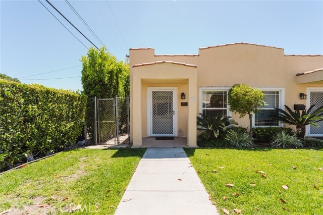 Photo - 915 N Kenneth Rd