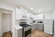 Photo - 1165 W 38th St Apartment Unit 2A