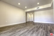Photo - 5030 Rosewood Ave Condo Unit 404