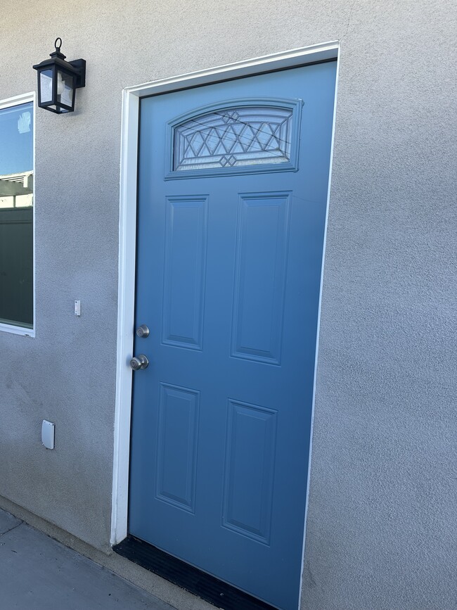 Photo - 1865 Gretta Ave