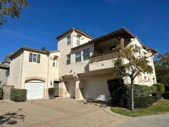 Building Photo - Rarely Available Townhome in Highly Sought after Portico-Rancho Carrillo