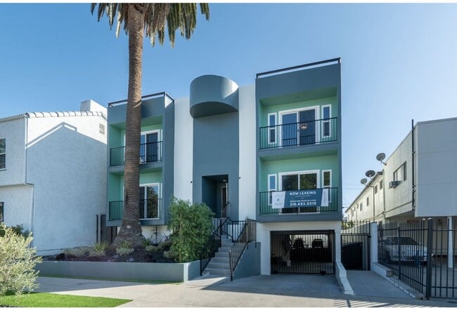 Photo - 6120 Eleanor Ave