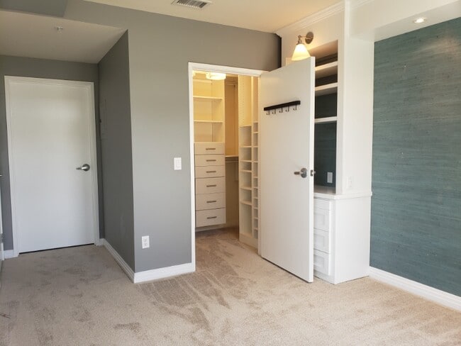 Photo - 1608 India St Unit 302