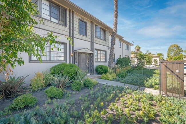 Photo - 4316 Santa Rosalia Dr Unit A