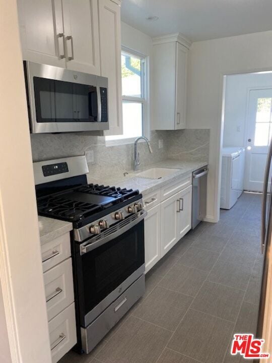 Photo - 10757 Galvin St