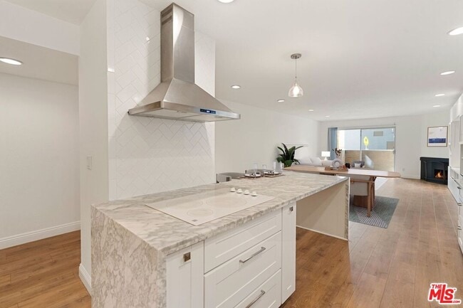 Photo - 1010 Hammond St Unit 204