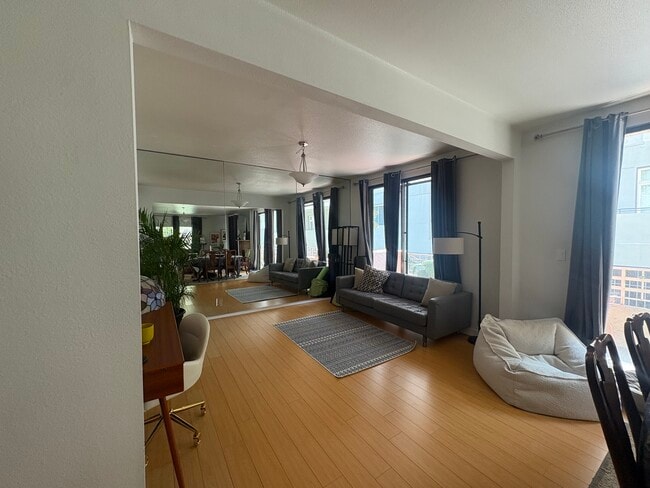 Photo - 1209 Amherst Ave Unit 102