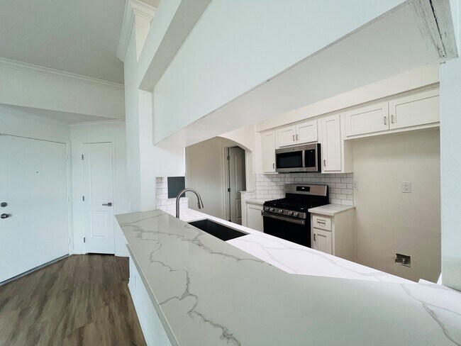 Photo - Meridian Apartments