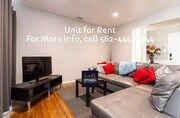 Photo - House - 3 Bedrooms / 2 Bathrooms - West Co...