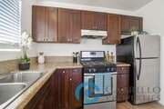 Photo - 4521-4523 Winona Avenue Unit 4523B
