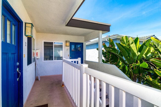 Photo - 674 Seacoast Dr Unit F