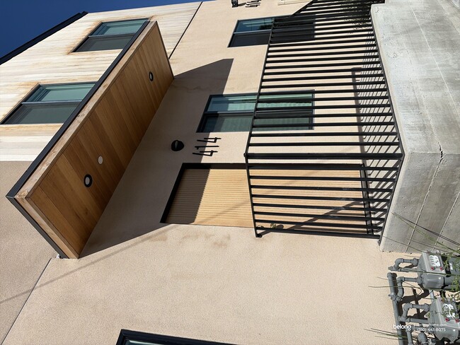 Photo - 414 S Ave 56 Unit 1