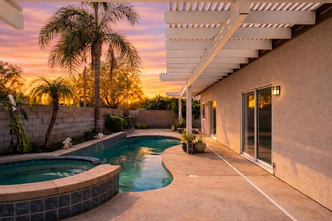 Photo - 78715 Naples Dr