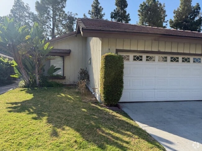 Building Photo - One Story in Woodbridge Irvine Rental