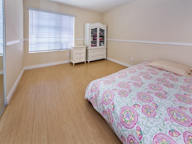 Photo - 5550 Owensmouth Ave Condo Unit 309