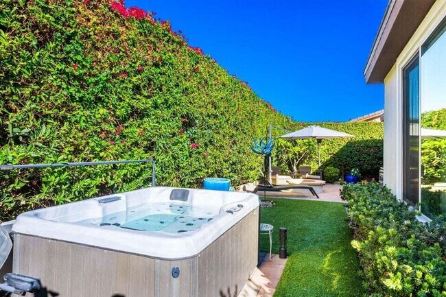 Photo - 51287 Longmeadow St