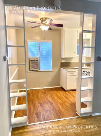 Building Photo - 335 S Los Robles Ave Unit A Rental