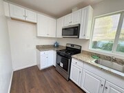 Photo - 711 E J St Apartment Unit B