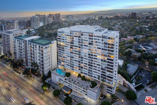 Building Photo - 10501 Wilshire Blvd Unit 2304 Rental