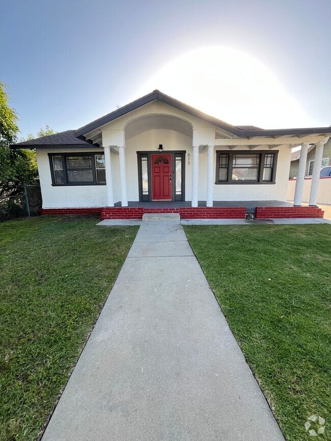 Building Photo - 615 N Orange Ave Rental