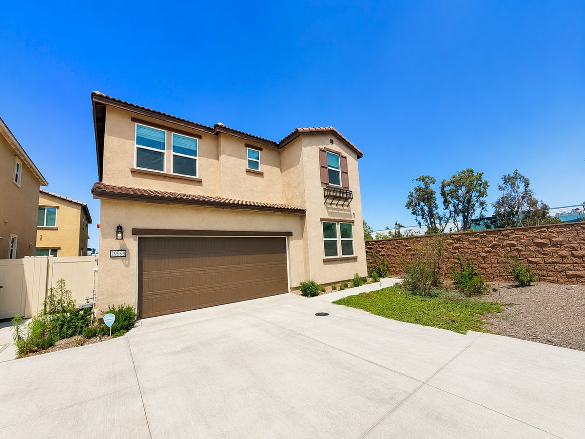 Almost BRAND NEW 4 Bedroom House in Temecula for Rent - Almost BRAND NEW 4 Bedroom House in Temecula for Rent
