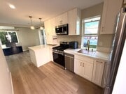 Photo - 8509 Croydon Ave