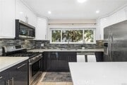 Photo - 608 Hawthorne St Townhome