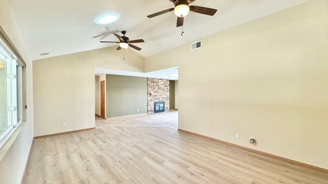 Photo - Amazing Location & Sprawling Country Livin...