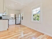 Photo - 654 Amador St House