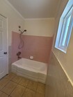 Tub and Shower - 4327 Maine Ave