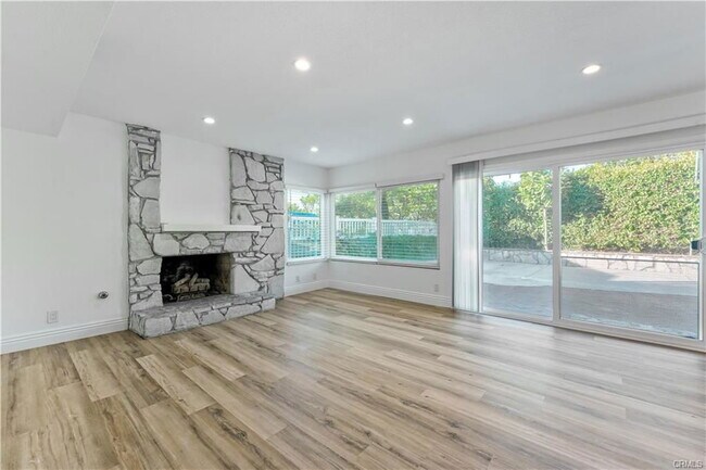 Photo - 25572 La Mirada St