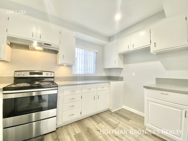 Photo - 11502 Eucalyptus Ave Unit B