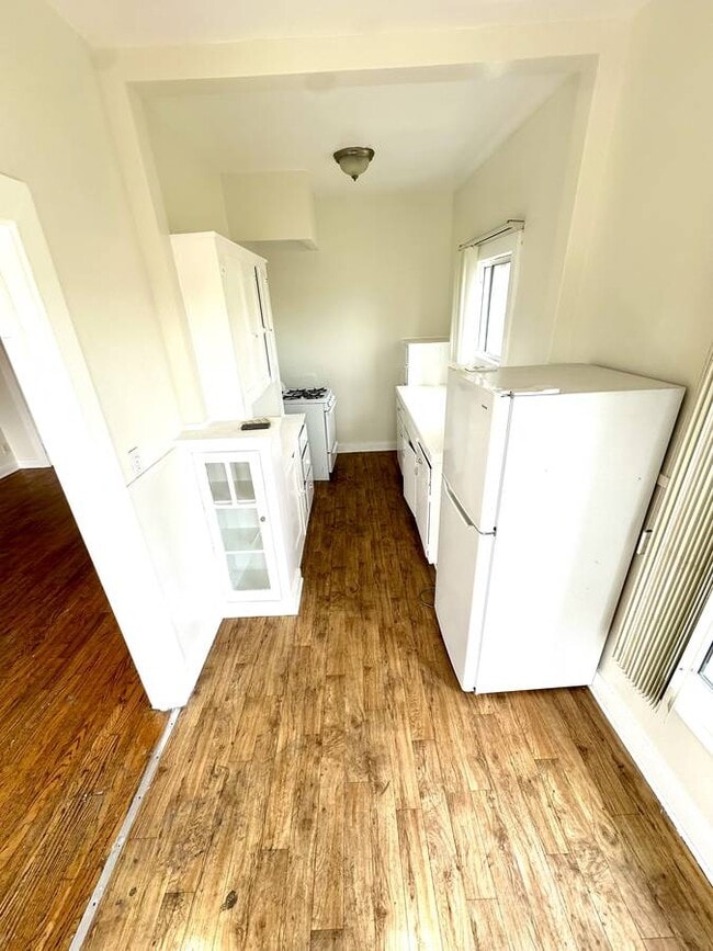 Photo - 238 S Berendo St Unit 202
