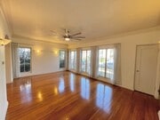 Photo - 1035 Meadowbrook Ave