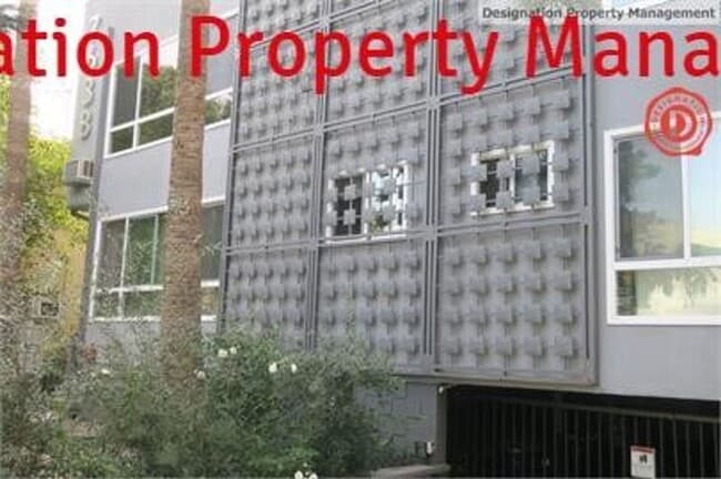 Building Photo - 7638 Hampton Ave Unit 06 Rental