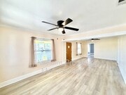 Photo - 41861 Acacia E Ave