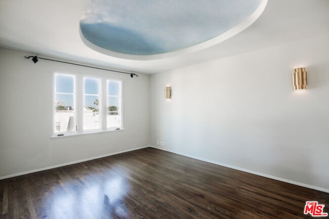 Photo - 1302 N Sweetzer Ave Unit 504