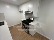 Photo - 2713 Montrose Ave Unit 4