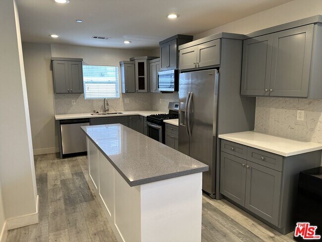 Photo - 1848 1/2 Federal Ave Unit 1848 1/2