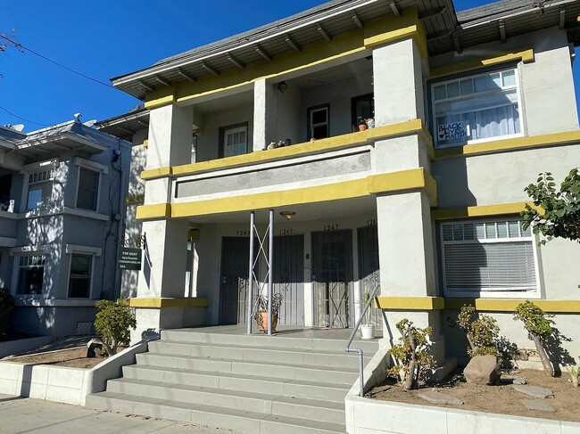 Photo - 1249 E Broadway Unit 1249